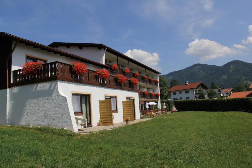 Hotel Alpenblick Berghof ฮาลเบลค ภายนอก รูปภาพ